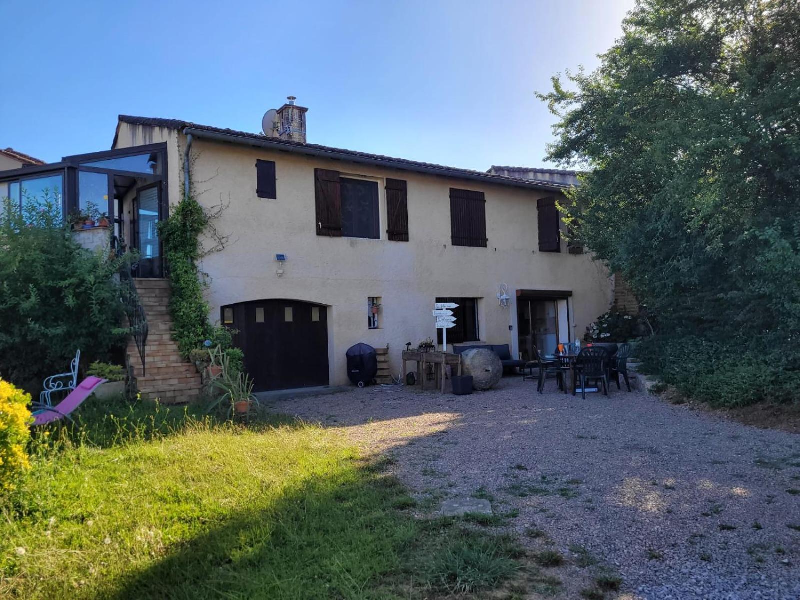 La Jolie Vue Et La Maison De La Tour- Cordes-Sur-Ciel Les Cabannes  Luaran gambar